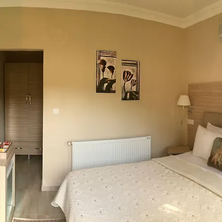 Arp Hotell 2*
