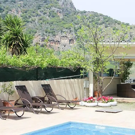 Hotel Arp 2*