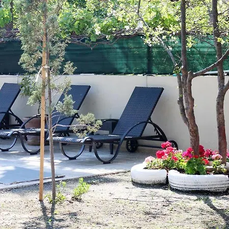 Hotel Arp 2*